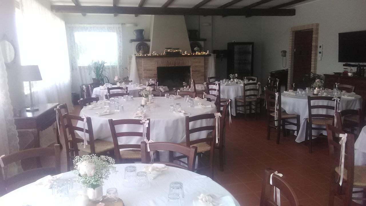 Agriturismo Piccolo Albero Loreto Aprutino Exteriör bild